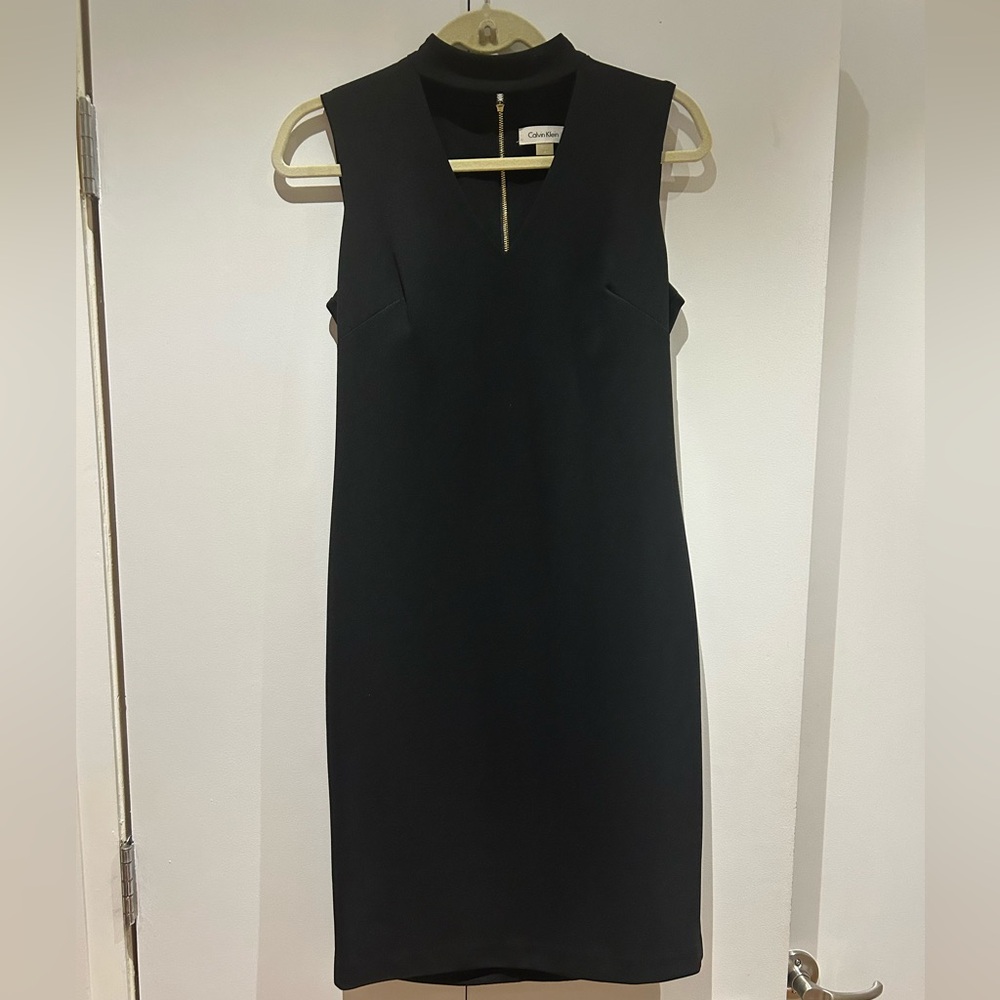 Calvin Klein  | Black Sleeveless V-Neck Midi Sheath Dress